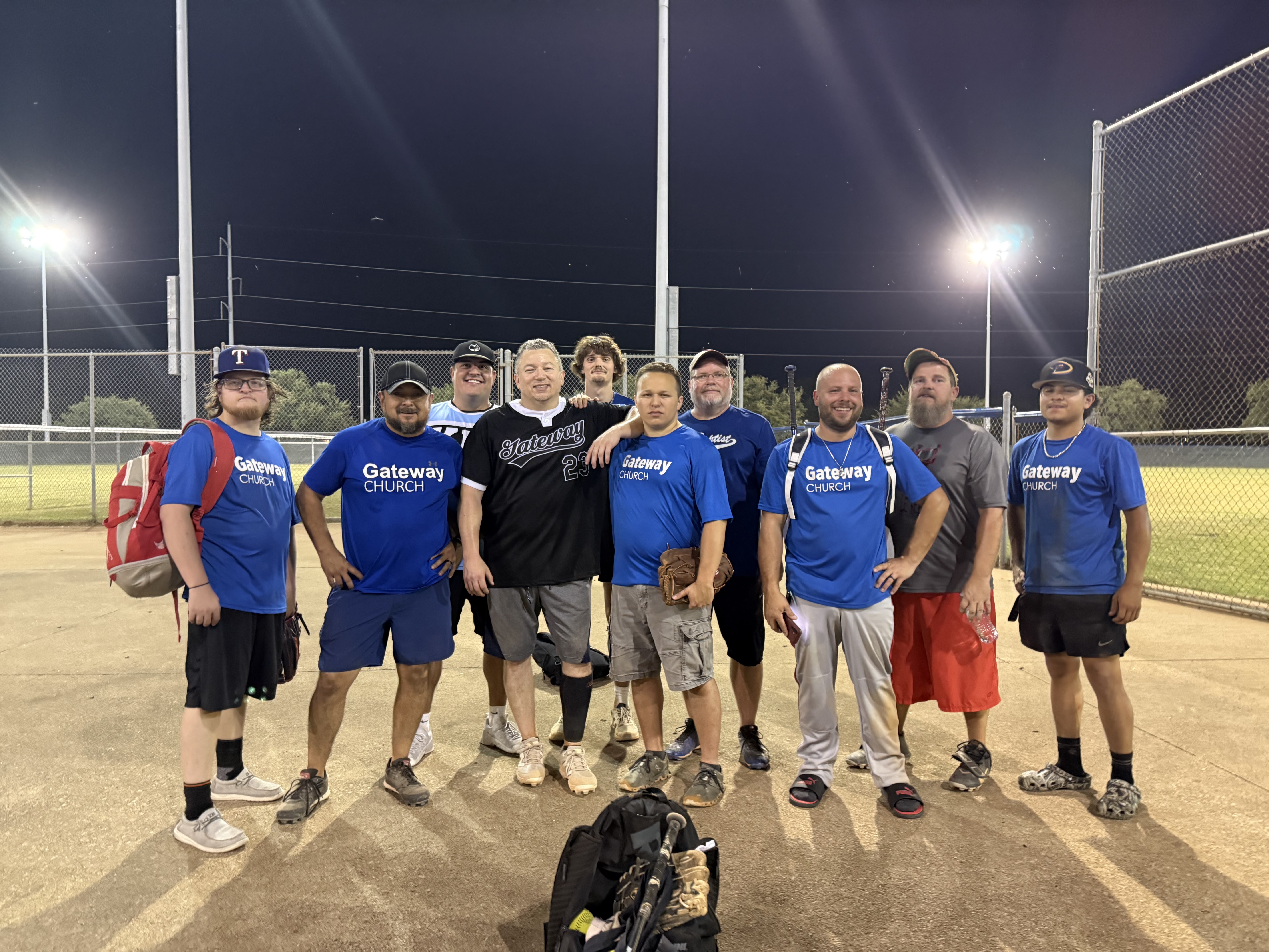 Softbol masculino | Varias sedes | Jesse González