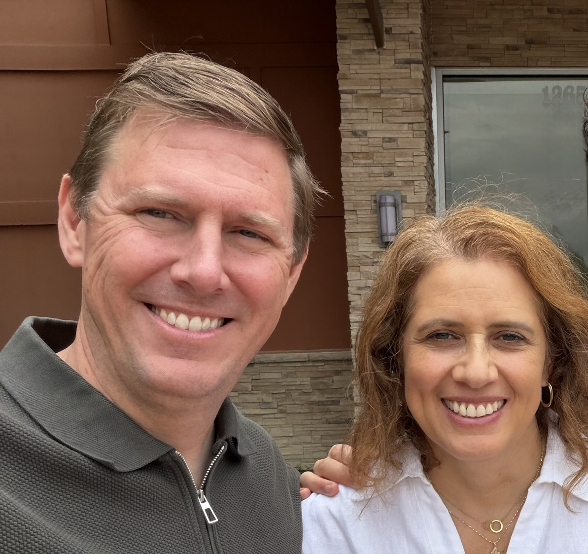 Grupo pequeño multigeneracional | Justin y Gabriela Spicer